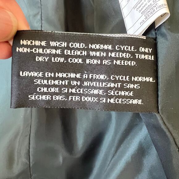 Via Spiga Women’s Evergreen Quilted Belted Coat Size M Gold Hardware - Picture 12 of 13